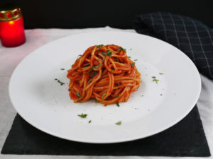 Спагетти с томатной пастой – общие технологические принципы