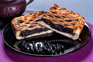 Пирог с черникой - подготовка продуктов