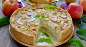 Цветаевский пирог – пошаговый рецепт слоёной выпечки с яблочной начинкой
